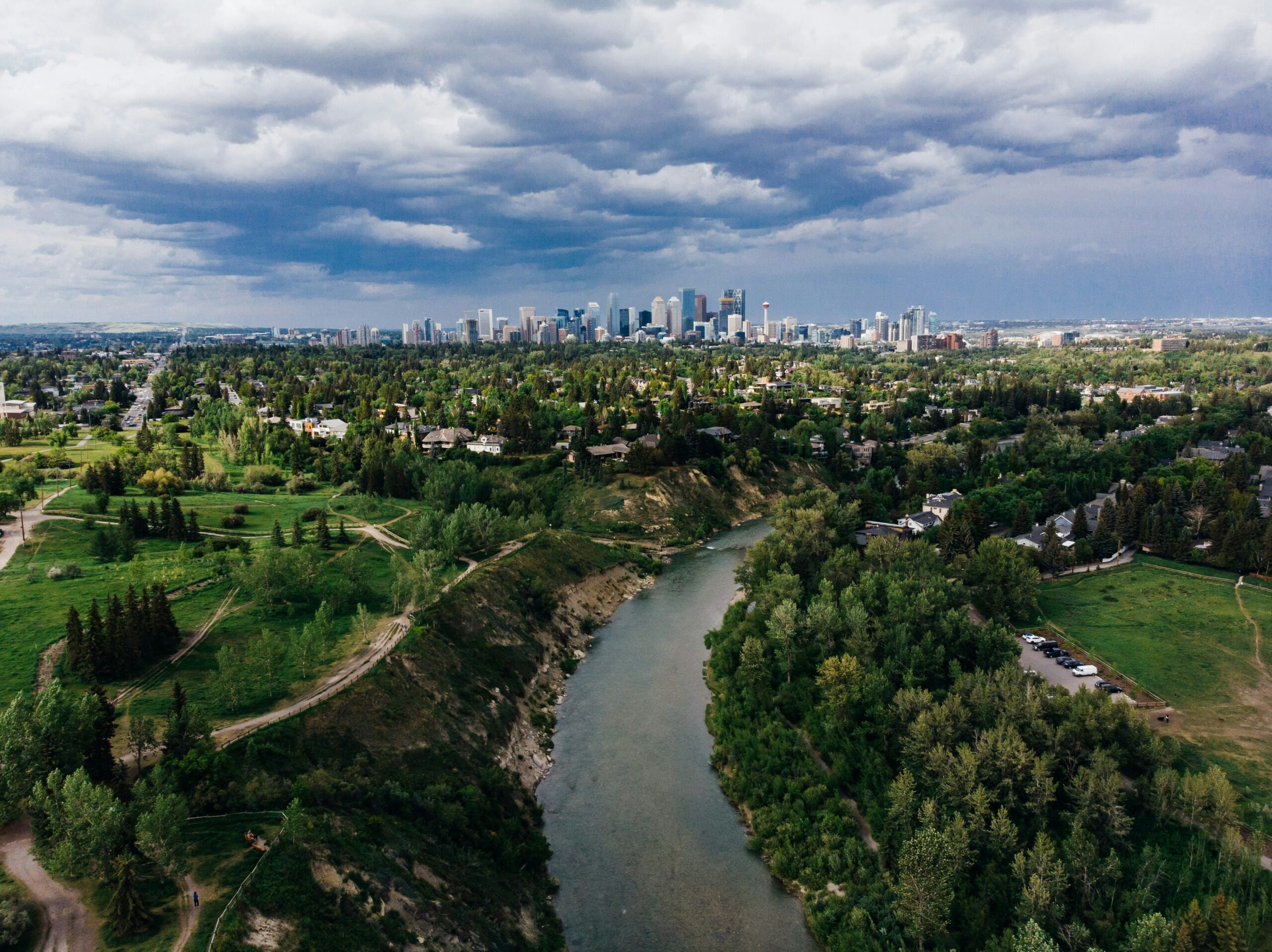 Navigating the Spring Market Surge: Essential Tips for Calgary Home Buyers and Sellers